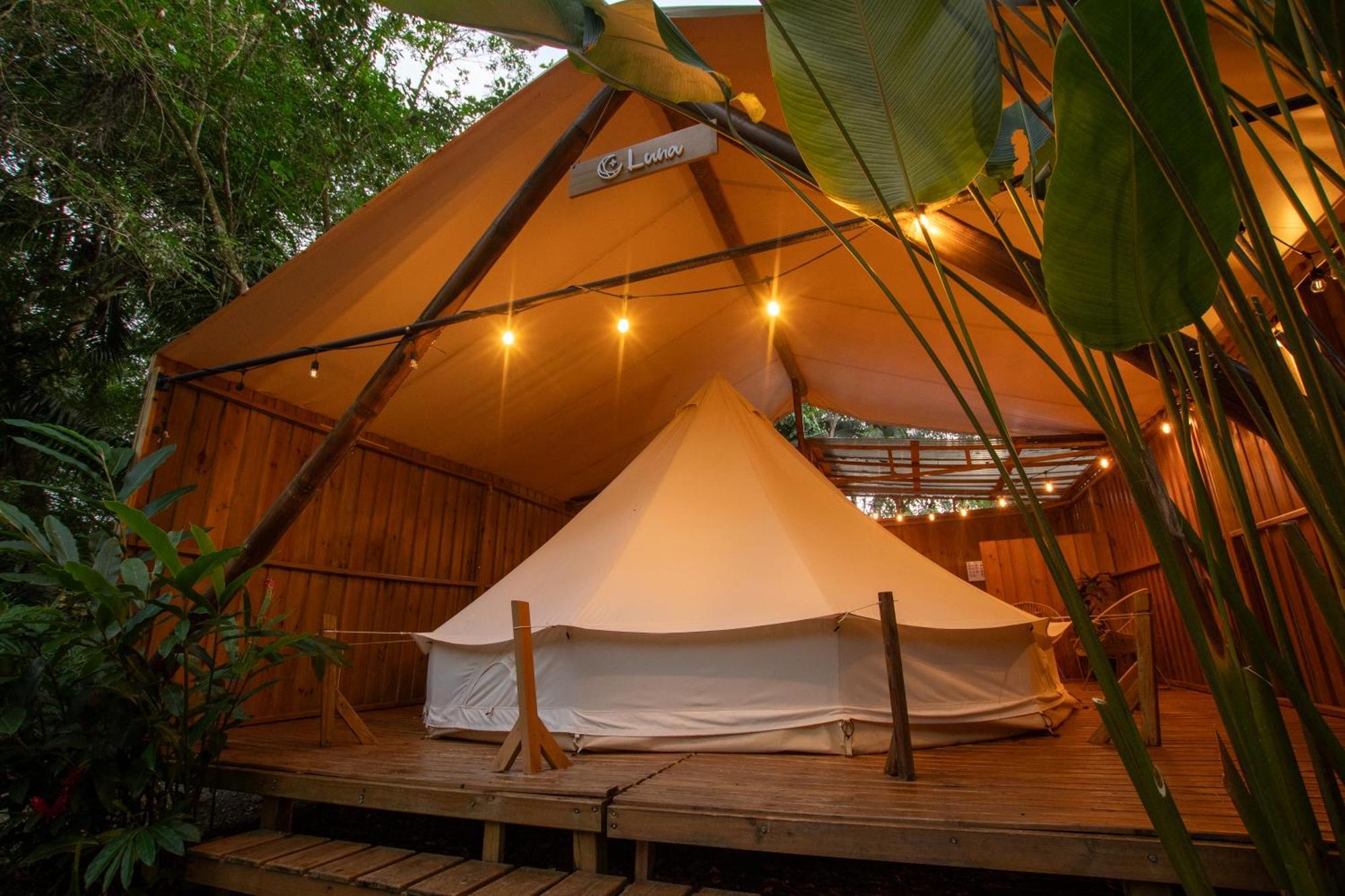Seren Glamping Uvita Eksteriør billede